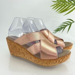 Charleston Shoe Co Sandals Women's Size 8 Cork Slide Wedge Rose Gold Metallic